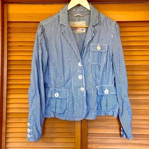 This is the cutest jacket!!! Limited Edition